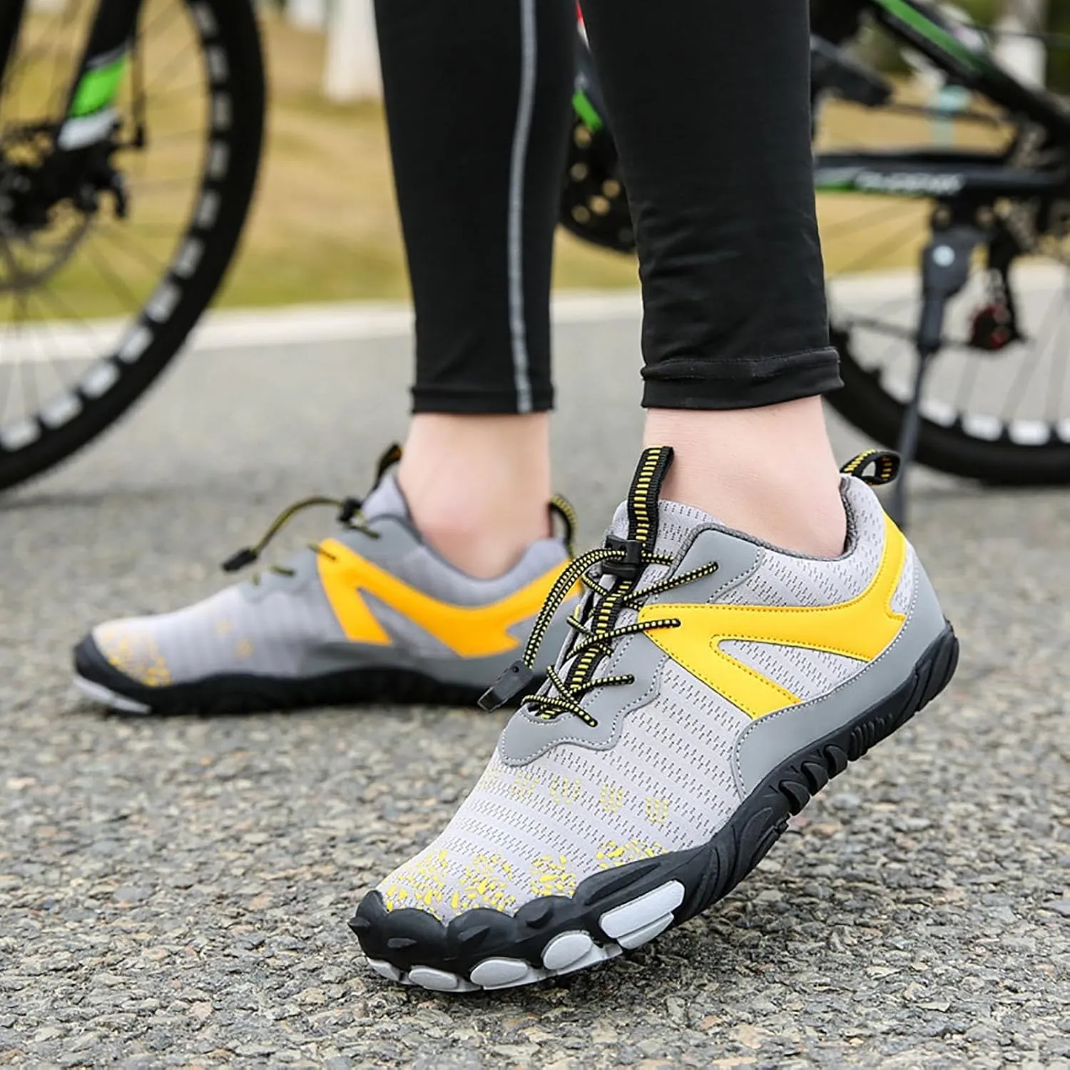 Swimming Shoes for Women Men Barefoot Hiking Shoes Quick-Dry Non Slip Water Sock Shoe Beach Accessories Diving Wading Footwear Sand Socks for Beach Volleyball Women Indoor Fitness